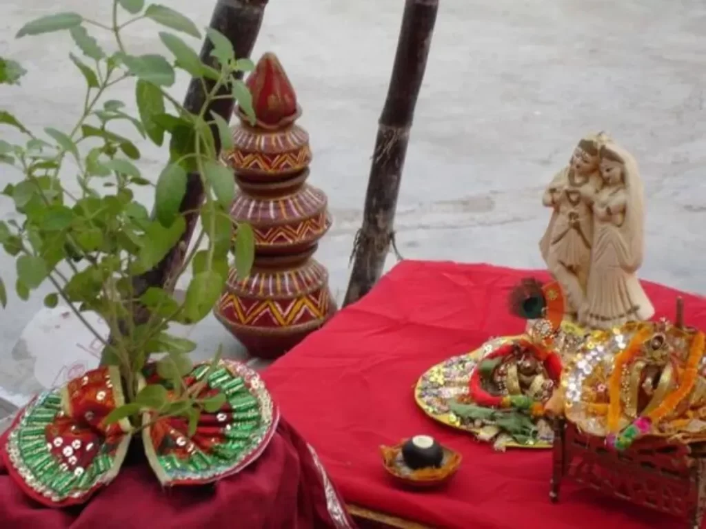 आश्विन शुक्ल पूर्णिमाः आकाशदीप दान, कार्तिक स्नान, तुलसीको विशेष पूजा