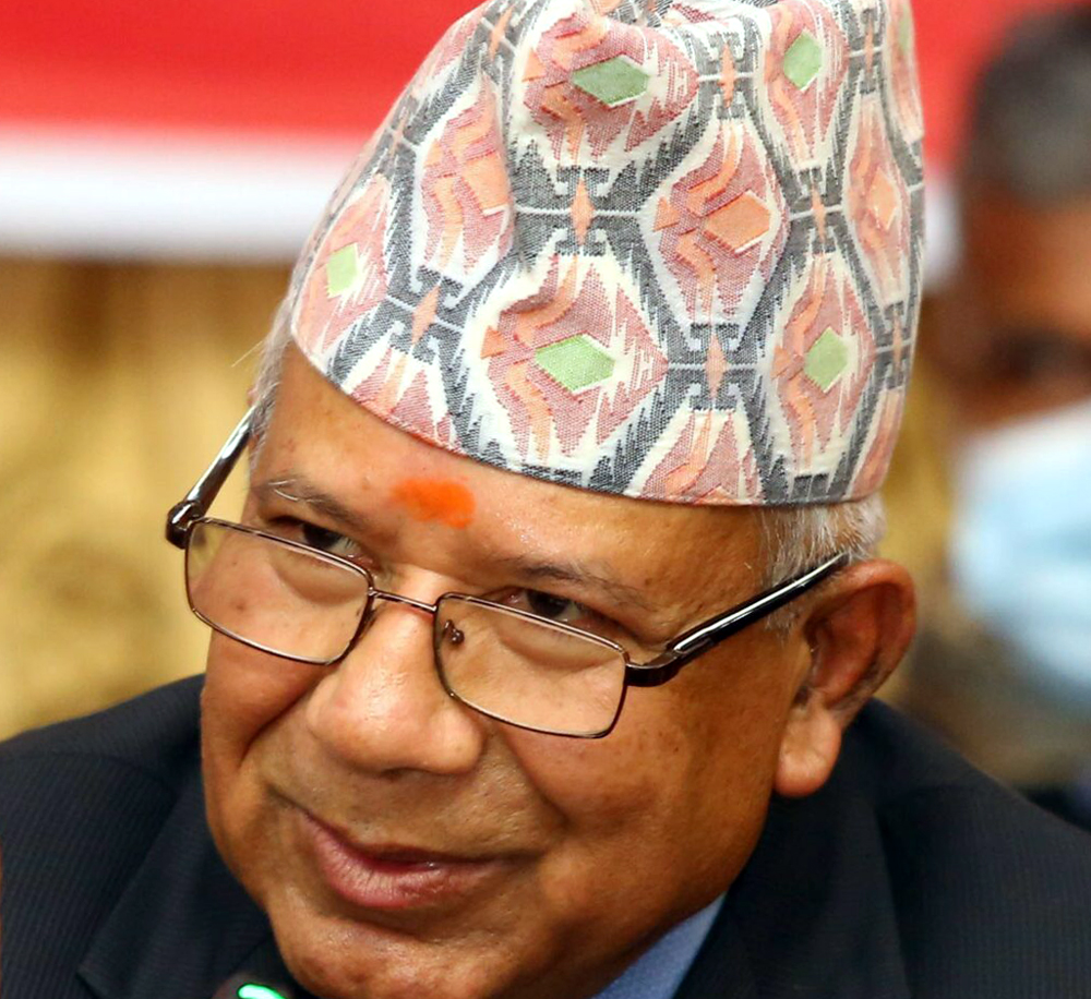 माधव नेपालको झलनाथ खनाललाई कडा जवाफ: ‘पार्टीबाट राजीनामा दिएर बिदा हुनुस्’