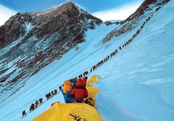 आरोही उद्धार र स्वास्थ्य सेवा सुदृढ गर्दै सरकार