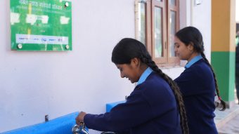 नबिल बैंकका अध्यक्ष चौधरीद्वारा नबिल स्वच्छ खानेपानी अभियानको डिजिटल उद्घाटन 