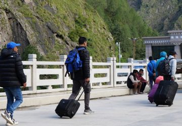 कैलास तीर्थयात्रीको रोजाइमा रसुवागढी नाका, साढे ५ महिनामा १७ हजारभन्दा बढी चीन प्रस्थान