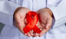 पहिचान खुल्ने डरले एचआइभी सङ्क्रमित टाढाको अस्पताल पुगेर सेवा लिन्छन्