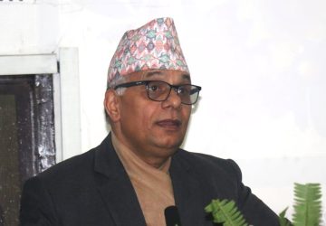 सार्वजनिक सेवा प्रवाहलाई प्रभावकारी बनाउन मुख्यसचिव अर्यालको निर्देशन