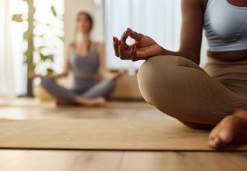 ‘स्वस्थ वृद्धावस्थाका लागि योग’ नारासहित अन्तर्राष्ट्रिय योग दिवस मनाइँदै